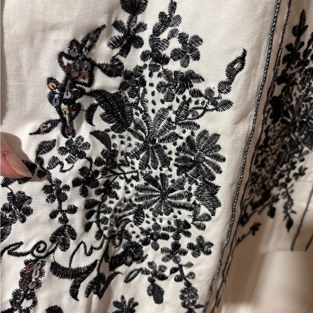 Stunning Vintage Kokomo Cream Skirt with Black Beaded Floral Embroidery - Picture 3 of 14